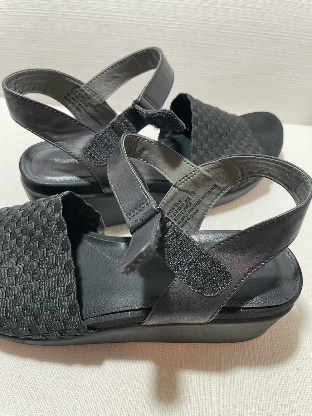 Baretraps Womens Size 9.5M Erker Platform Woven Sandals
